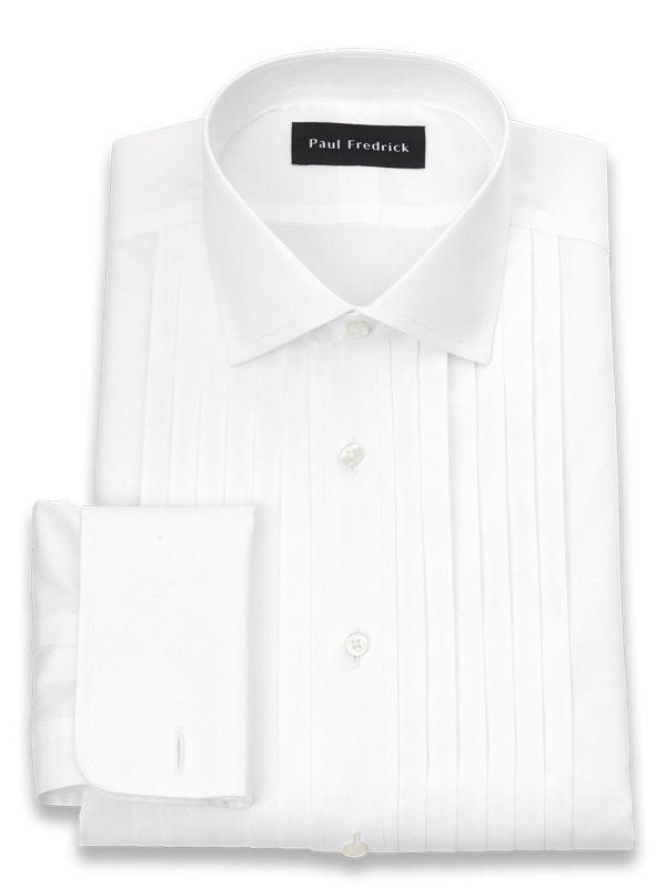 Impeccable Non-Iron Cotton Broadcloth Spread Collar Formal Shirt