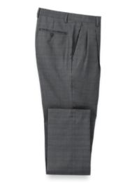 Roundtree & Yorke TravelSmart Luxury Gabardine Ultimate Comfort Classic Fit  Non-Iron Pleated-Front Dress Pants